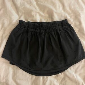 Lululemon athletica black skirt
